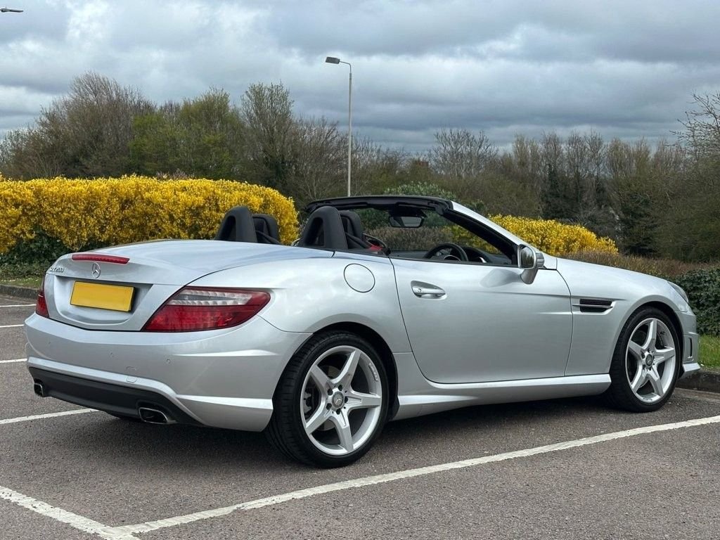 Used Mercedes-Benz SLK 2015 for sale - 78029787: Photo 2