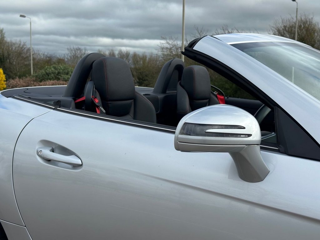 Used Mercedes-Benz SLK 2015 for sale - 78029787: Photo 35