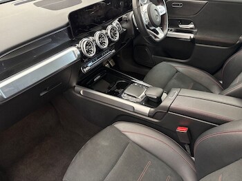 Used Mercedes-Benz GLB 2023 for sale - 78387301: Photo