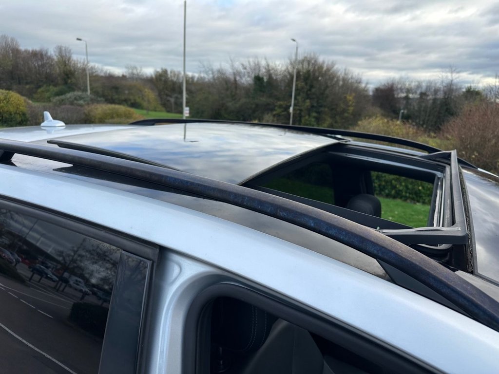 Used Mercedes-Benz GLE 2018 for sale - 76642857: Photo 2