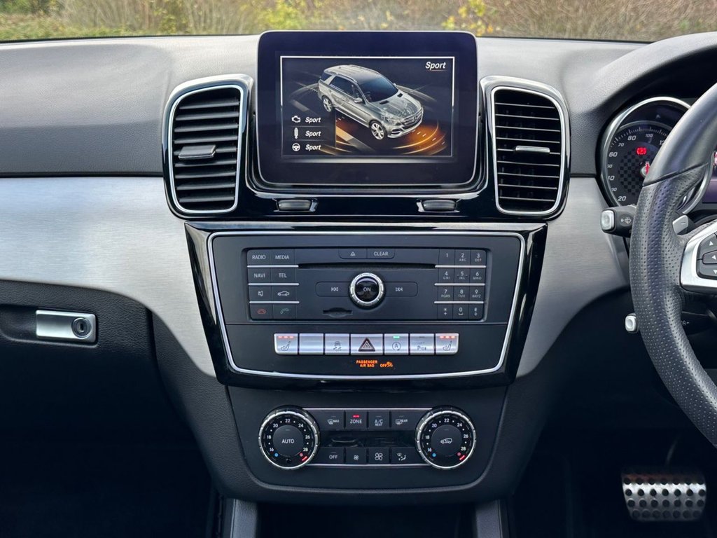 Used Mercedes-Benz GLE 2018 for sale - 76642857: Photo 35