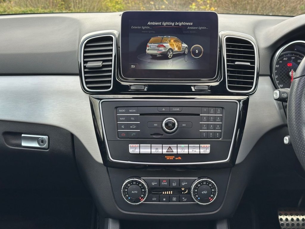 Used Mercedes-Benz GLE 2018 for sale - 76642857: Photo 43