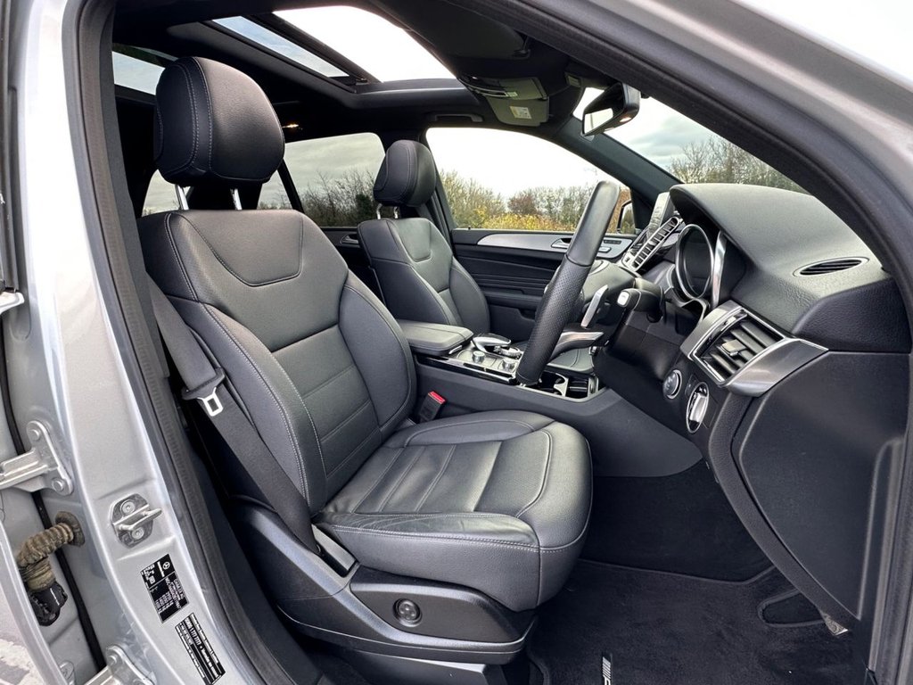 Used Mercedes-Benz GLE 2018 for sale - 76642857: Photo 8