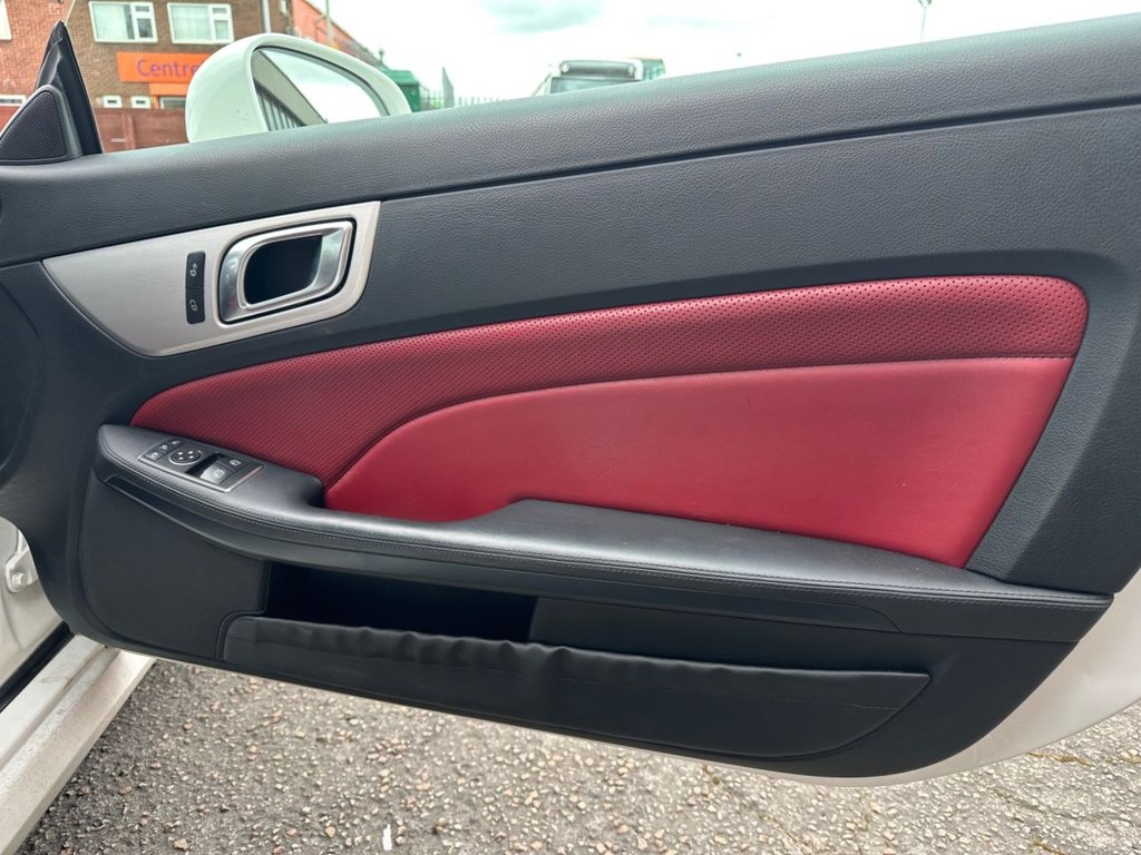 Used Mercedes-Benz SLK 2014 for sale - 78002334: Photo 19