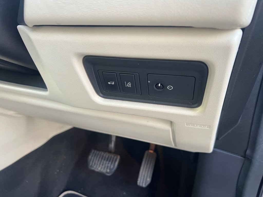 Used Land Rover Discovery Sport 2016 for sale - 76900484: Photo 18