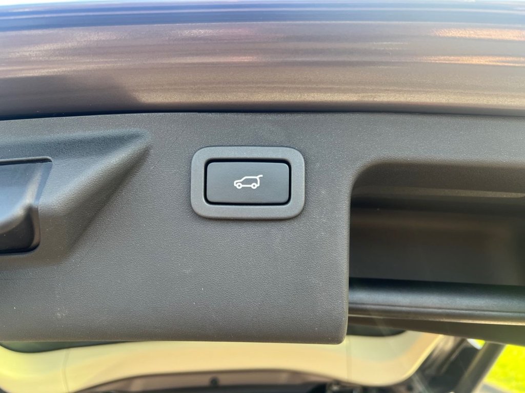 Used Land Rover Discovery Sport 2016 for sale - 76900484: Photo 23