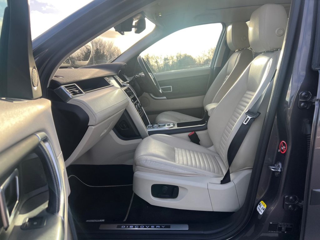 Used Land Rover Discovery Sport 2016 for sale - 76900484: Photo 44