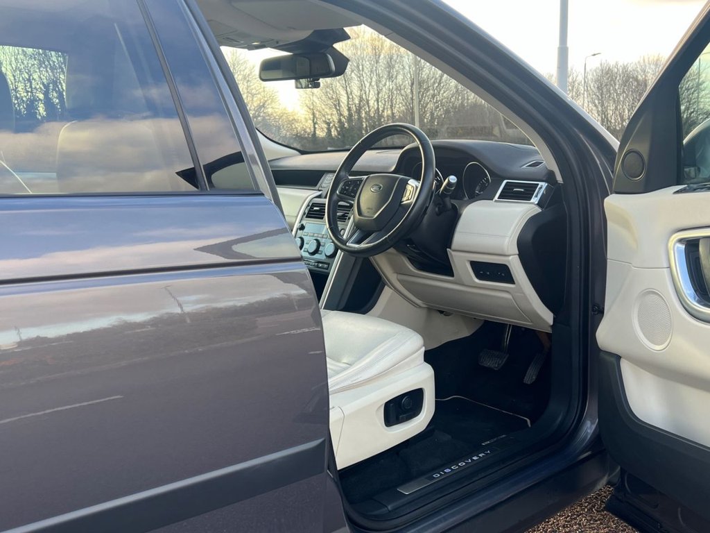 Used Land Rover Discovery Sport 2016 for sale - 76900484: Photo 47