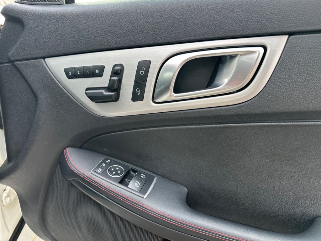 Used Mercedes-Benz SLK 2015 for sale - 77014581: Photo 16