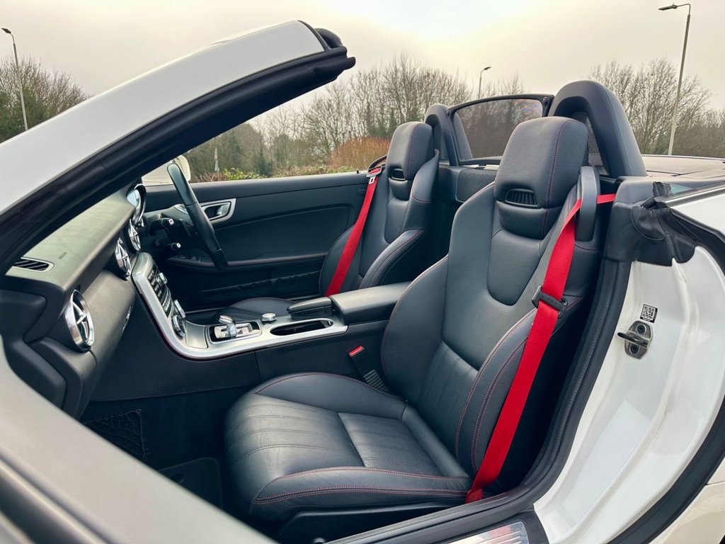 Used Mercedes-Benz SLK 2015 for sale - 77014581: Photo 8