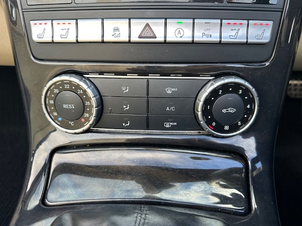 Used Mercedes-Benz SLK 2014 for sale - 76185231: Photo 30