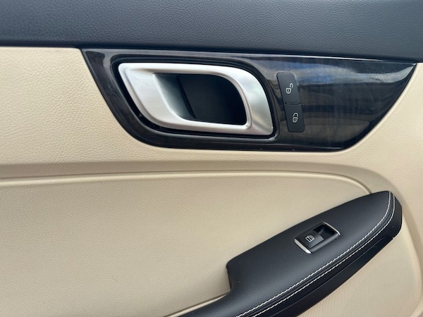 Used Mercedes-Benz SLK 2014 for sale - 76185231: Photo 39