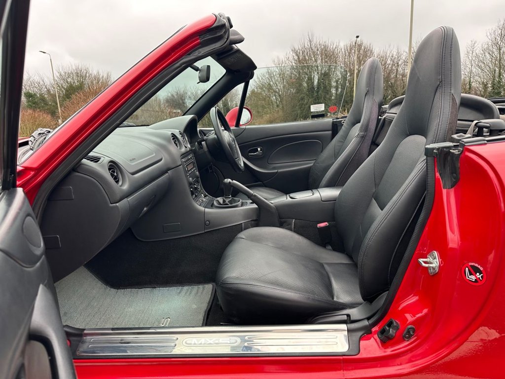 Used Mazda MX-5 2002 for sale - 77302705: Photo 16