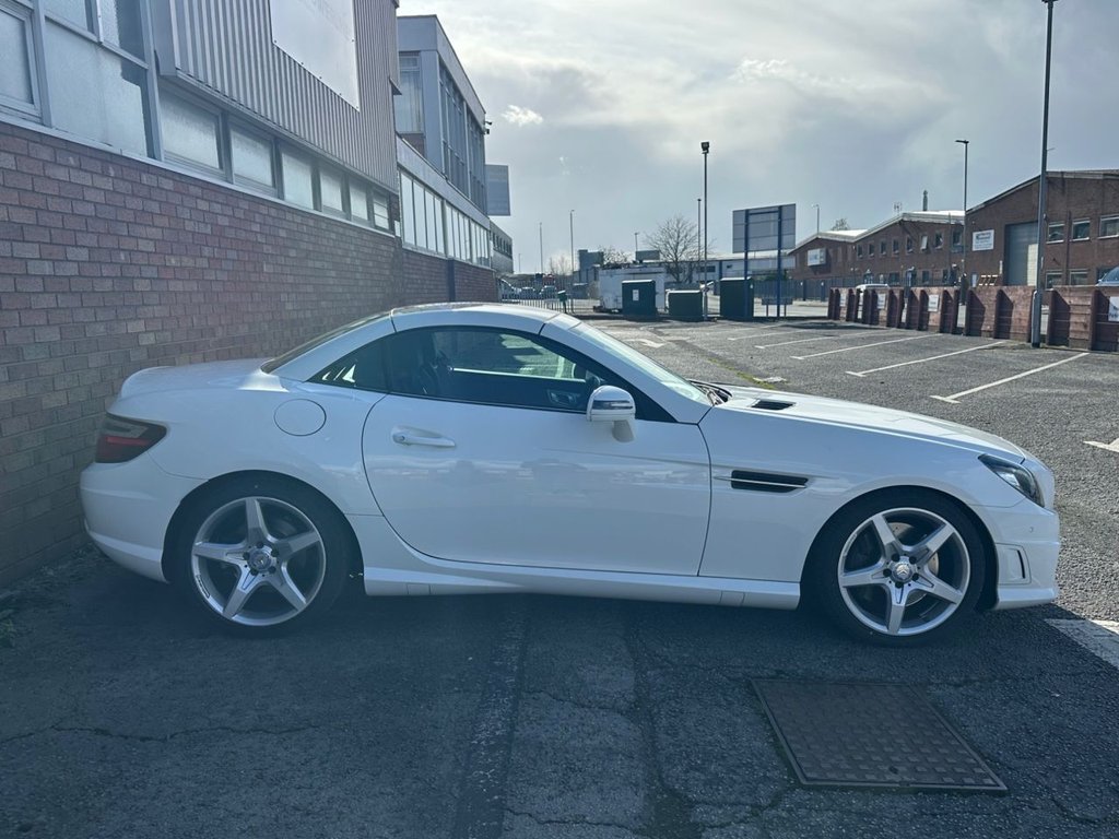 Used Mercedes-Benz SLK 2016 for sale - 77891040: Photo 2