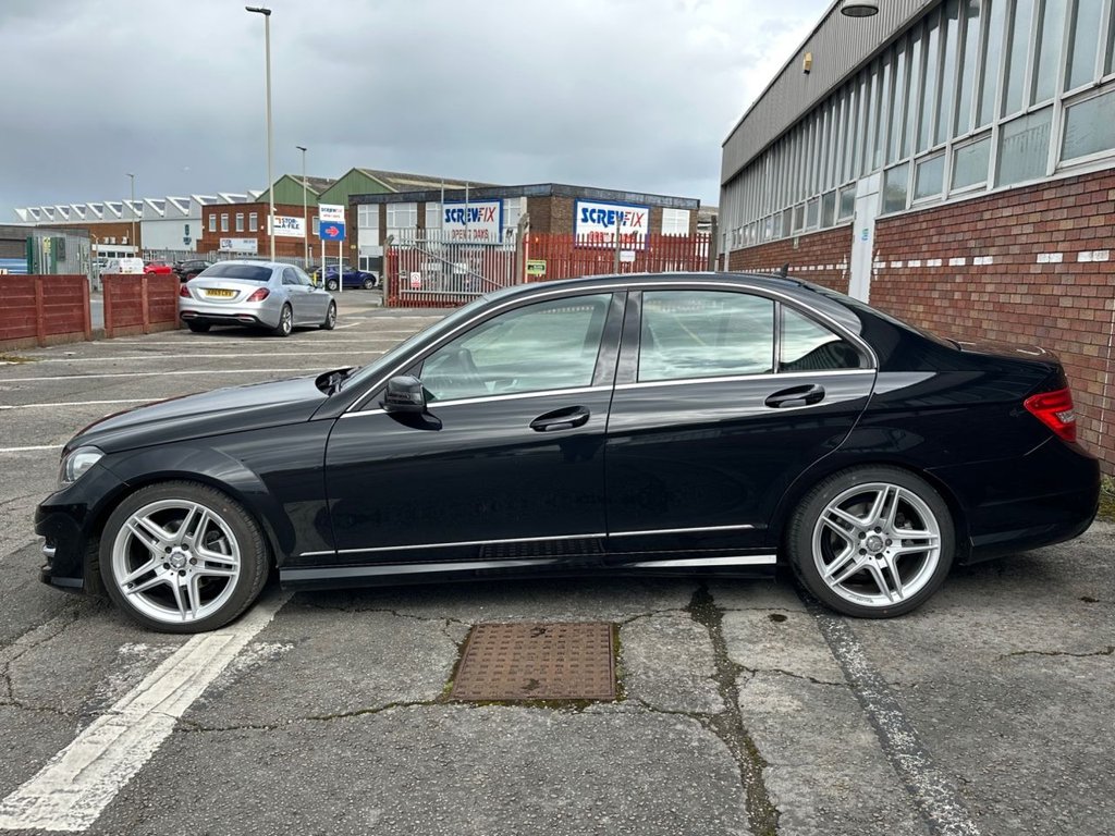 Used Mercedes-Benz C Class 2013 for sale - 78068982: Photo 4