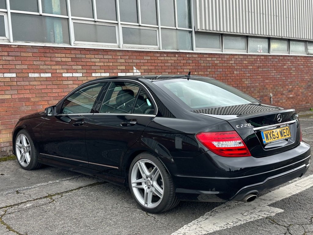 Used Mercedes-Benz C Class 2013 for sale - 78068982: Photo 7