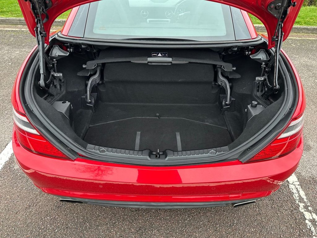 Used Mercedes-Benz SLK 2014 for sale - 77048641: Photo 33