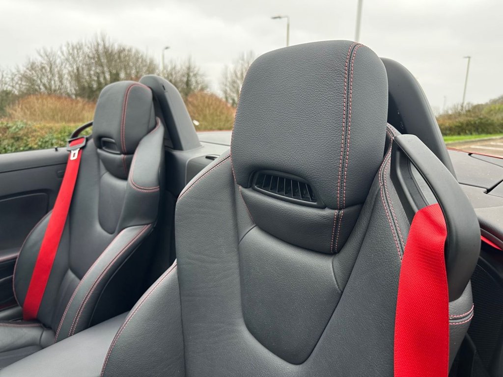 Used Mercedes-Benz SLK 2014 for sale - 77048641: Photo 9