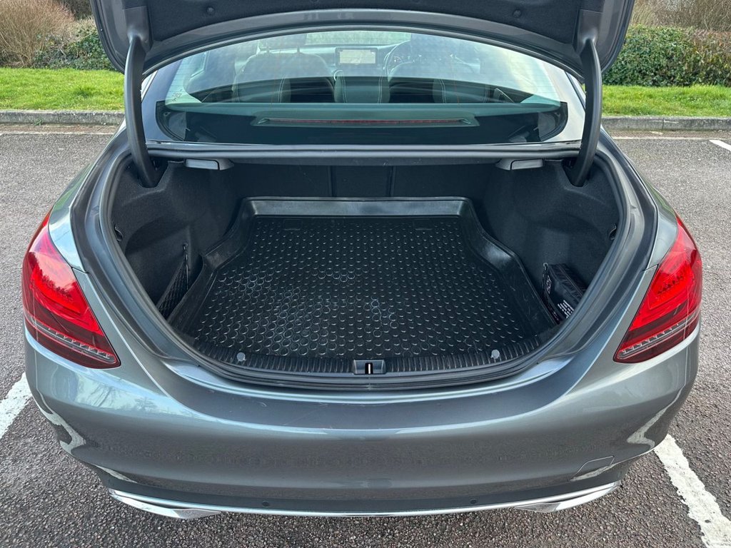 Used Mercedes-Benz C Class 2018 for sale - 77313554: Photo 11