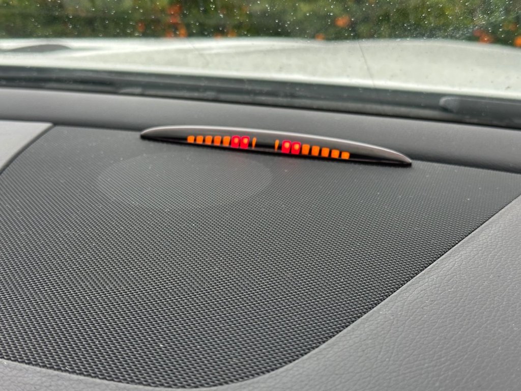 Used Mercedes-Benz SLK 2014 for sale - 76559153: Photo 2