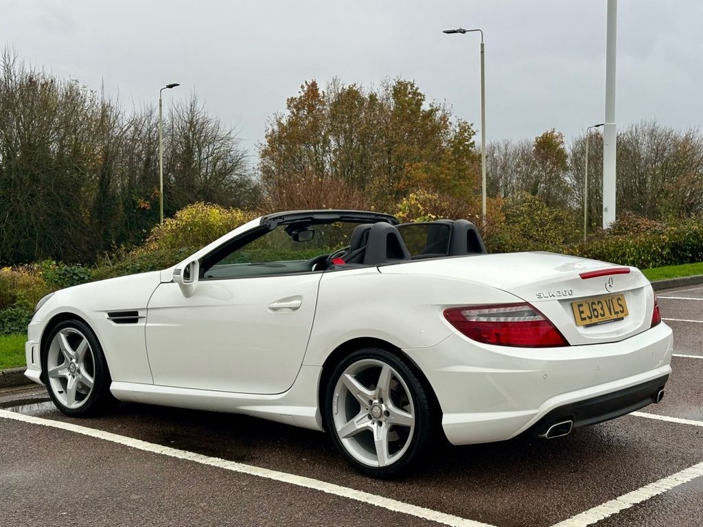 Used Mercedes-Benz SLK 2014 for sale - 76559153: Photo 24