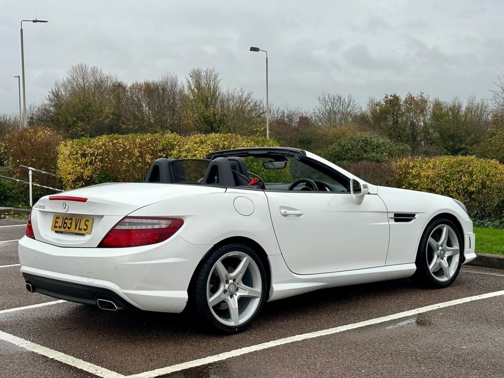 Used Mercedes-Benz SLK 2014 for sale - 76559153: Photo 26