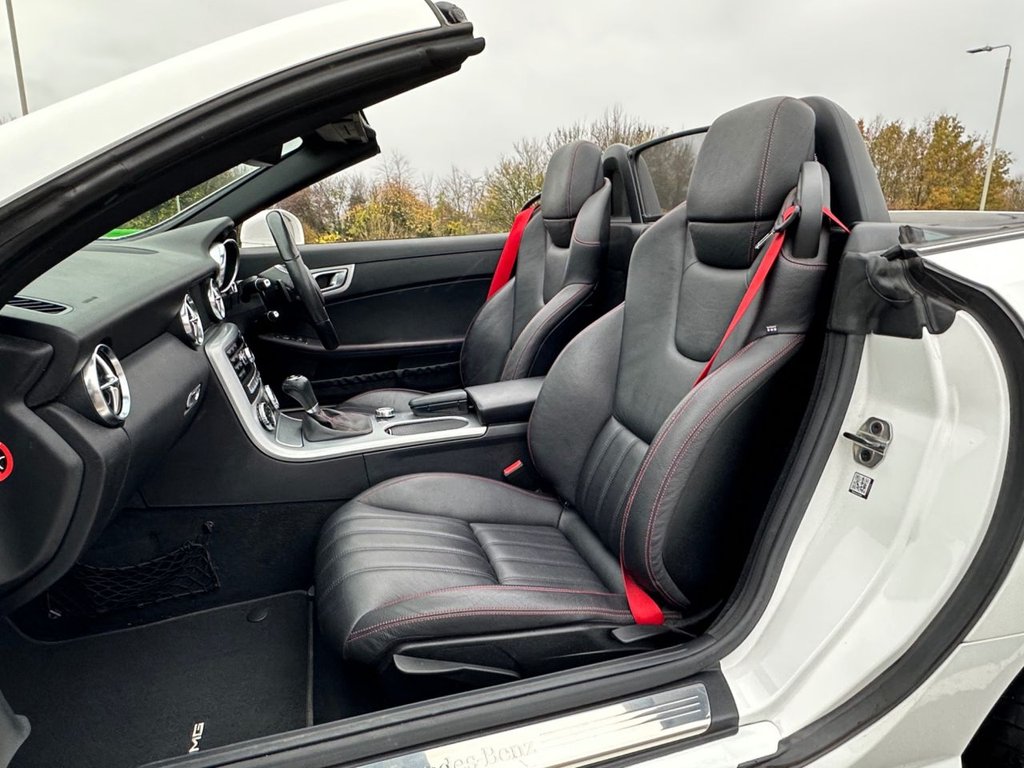 Used Mercedes-Benz SLK 2014 for sale - 76559153: Photo 9