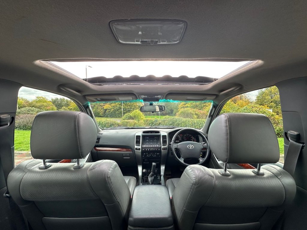 Used Toyota Land Cruiser 2004 for sale - 75923985: Photo 20