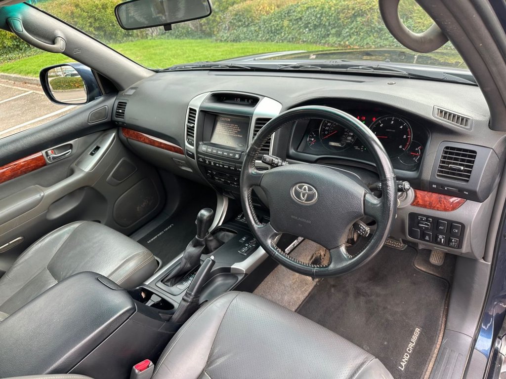 Used Toyota Land Cruiser 2004 for sale - 75923985: Photo 43