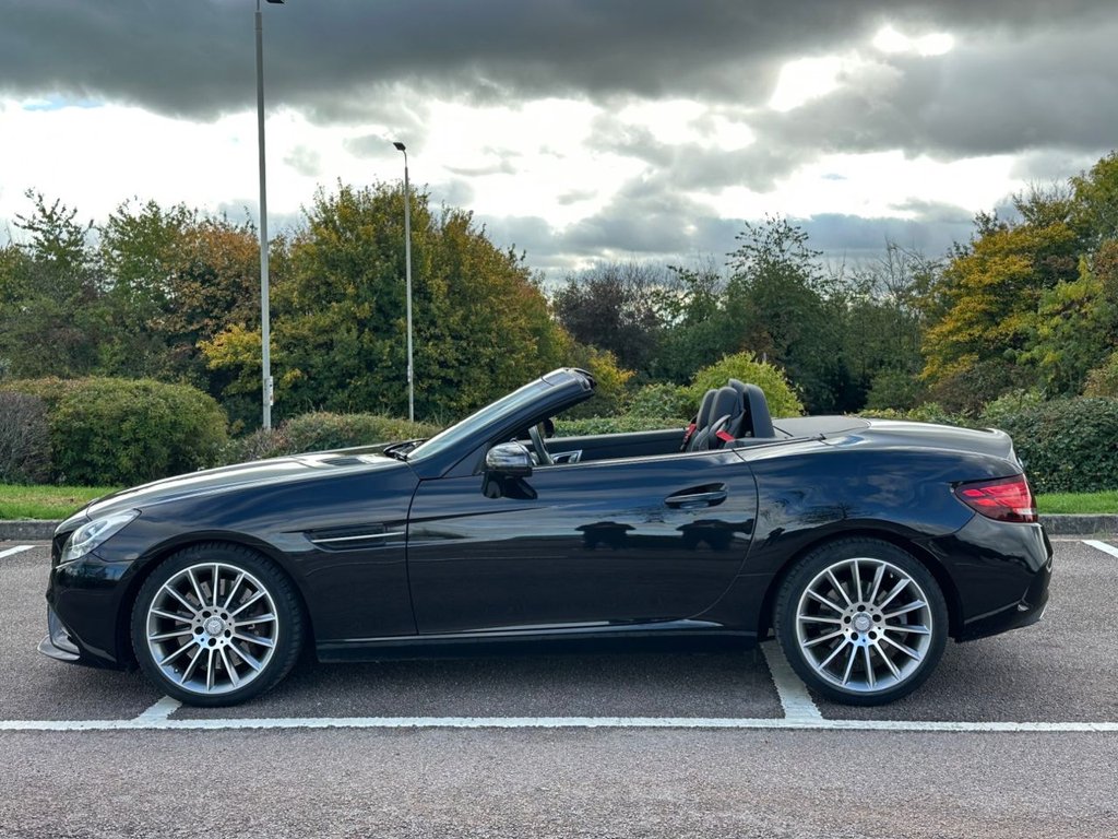 Used Mercedes-Benz SLC 2016 for sale - 76333440: Photo 4