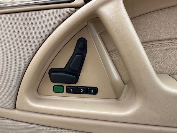 Used Mercedes-Benz SL 2000 for sale - 75147931: Photo 49