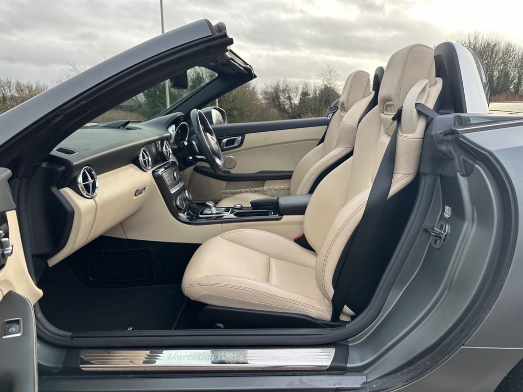 Used Mercedes-Benz SLC 2017 for sale - 77172032: Photo 3