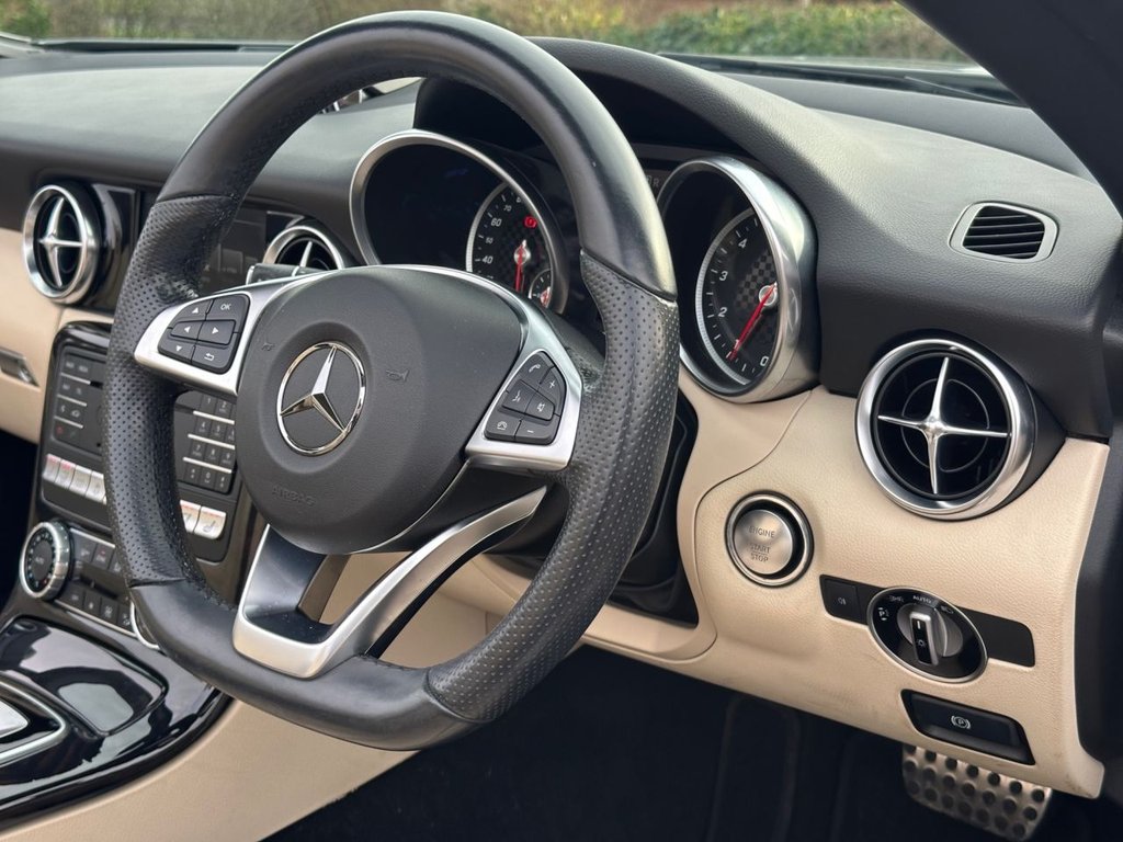 Used Mercedes-Benz SLC 2017 for sale - 77172032: Photo 45