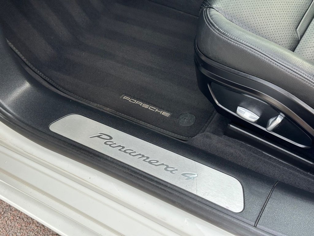 Used Porsche Panamera 2017 for sale - 77583871: Photo 12