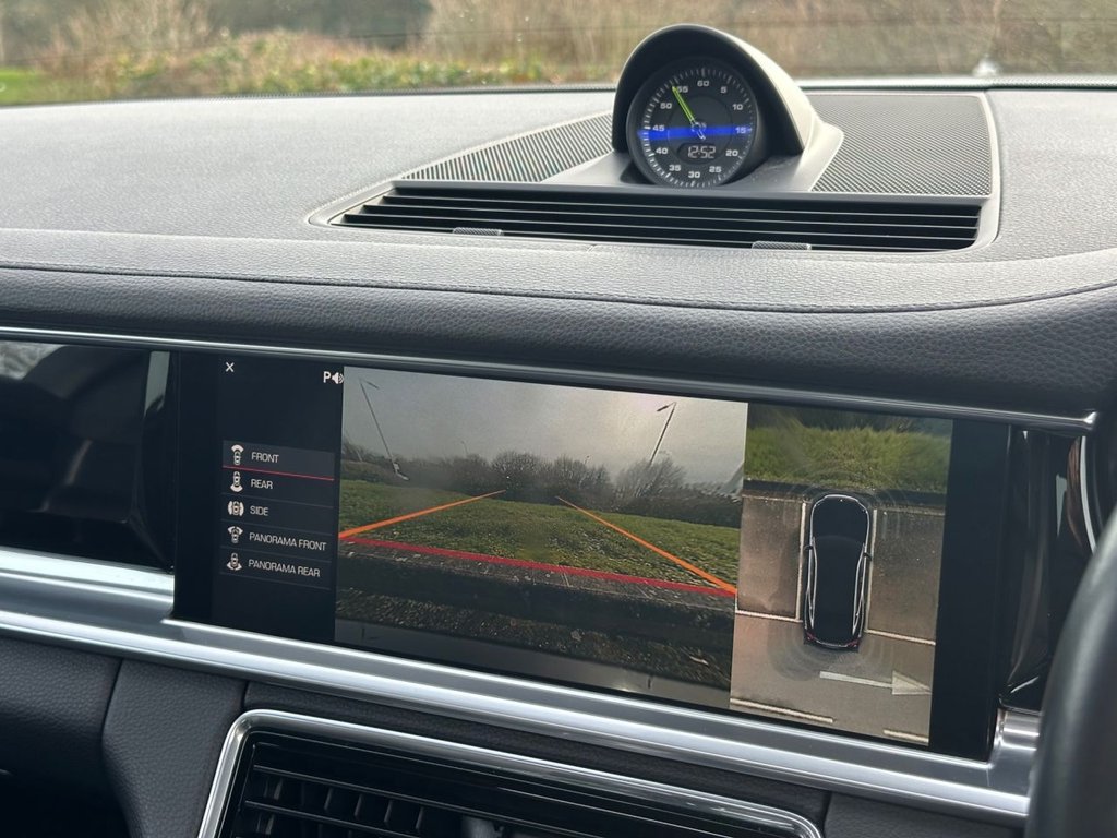 Used Porsche Panamera 2017 for sale - 77583871: Photo 35