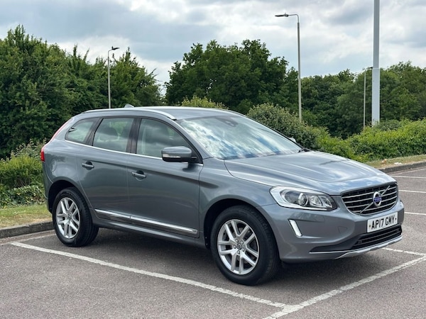 Used Volvo XC60 2017 for sale - 75147940: Photo 1