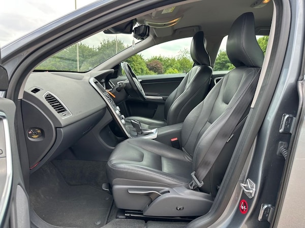 Used Volvo XC60 2017 for sale - 75147940: Photo 29