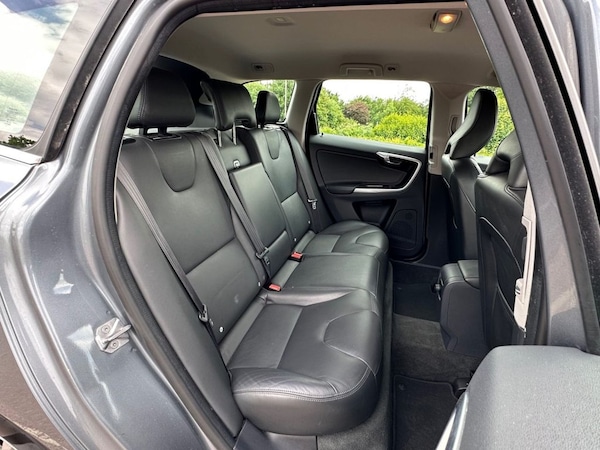 Used Volvo XC60 2017 for sale - 75147940: Photo 34