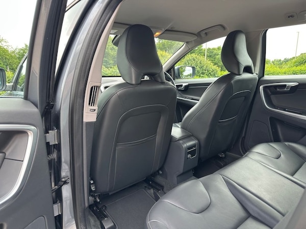 Used Volvo XC60 2017 for sale - 75147940: Photo 46