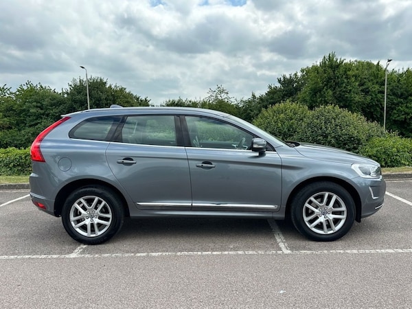 Used Volvo XC60 2017 for sale - 75147940: Photo 6