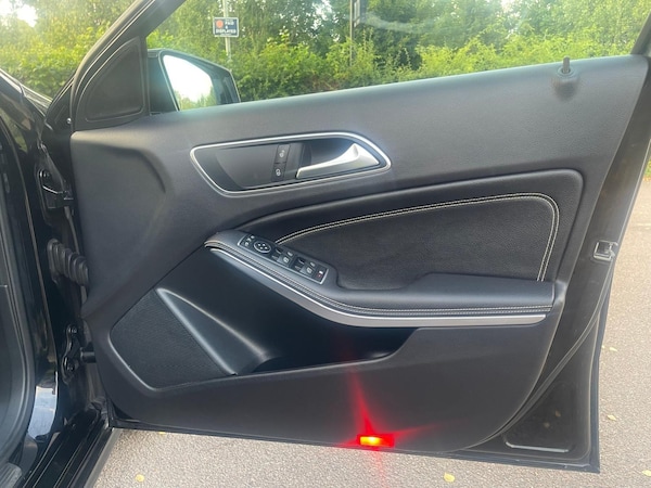 Used Mercedes-Benz A-Class 2015 for sale - 75440854: Photo 27