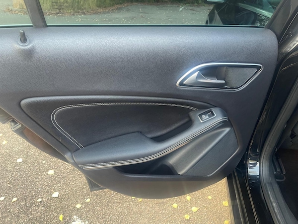 Used Mercedes-Benz A-Class 2015 for sale - 75440854: Photo 28