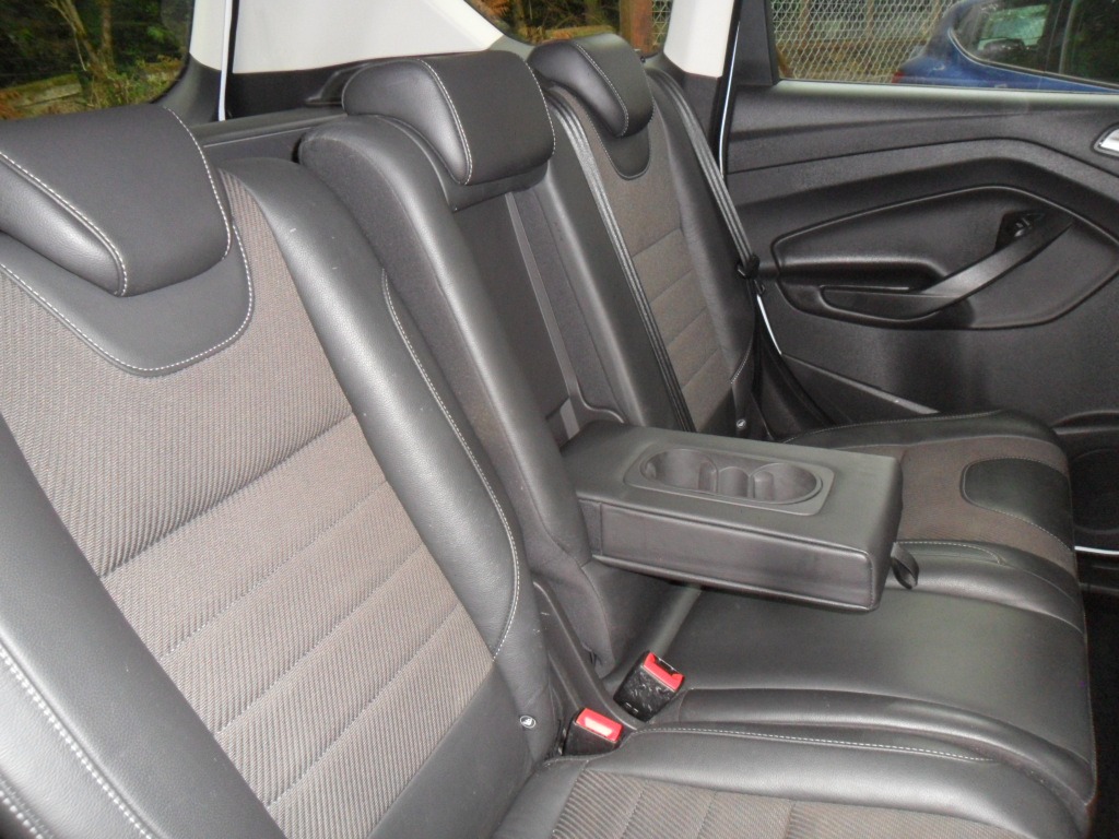 Used Ford Kuga 2015 for sale - 76374309: Photo 11