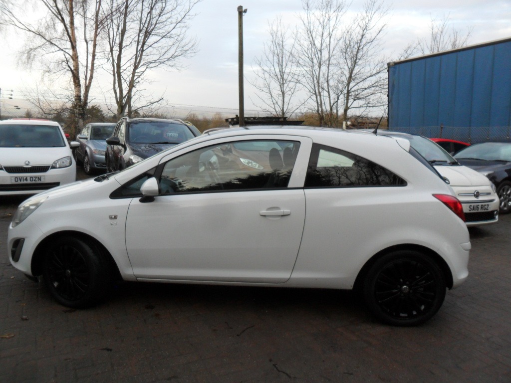 Used Vauxhall Corsa 2011 for sale - 77160016: Photo 5