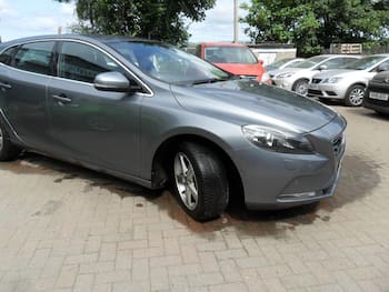 Used Volvo V40 2015 for sale - 79663170: Photo