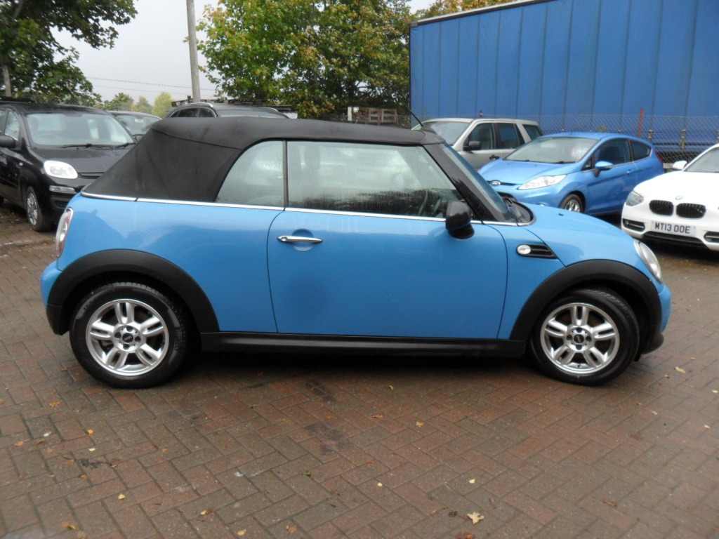 Used MINI Convertible 2013 for sale - 76129131: Photo 1