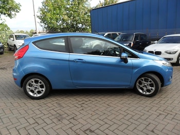 2012 (62) - 1.25 Zetec 3dr [82]