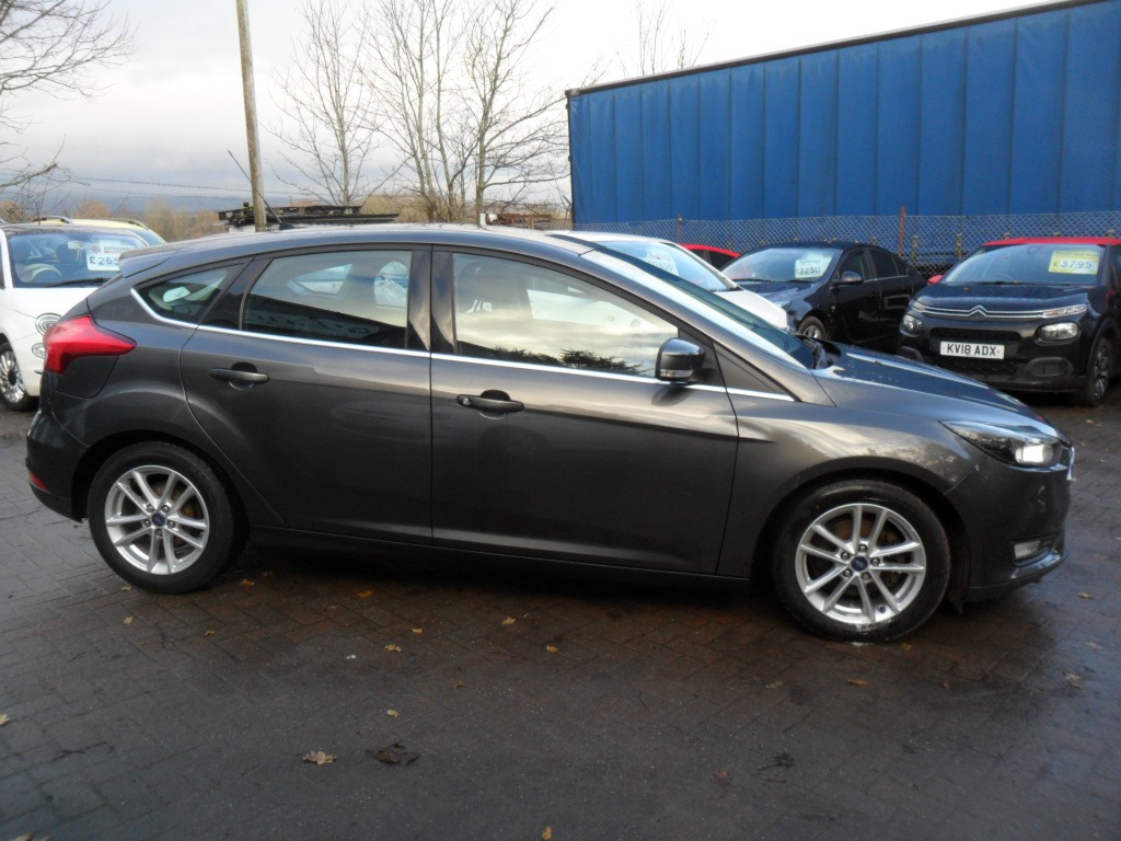 Used Ford Focus 2015 for sale - 76931735: Photo 1
