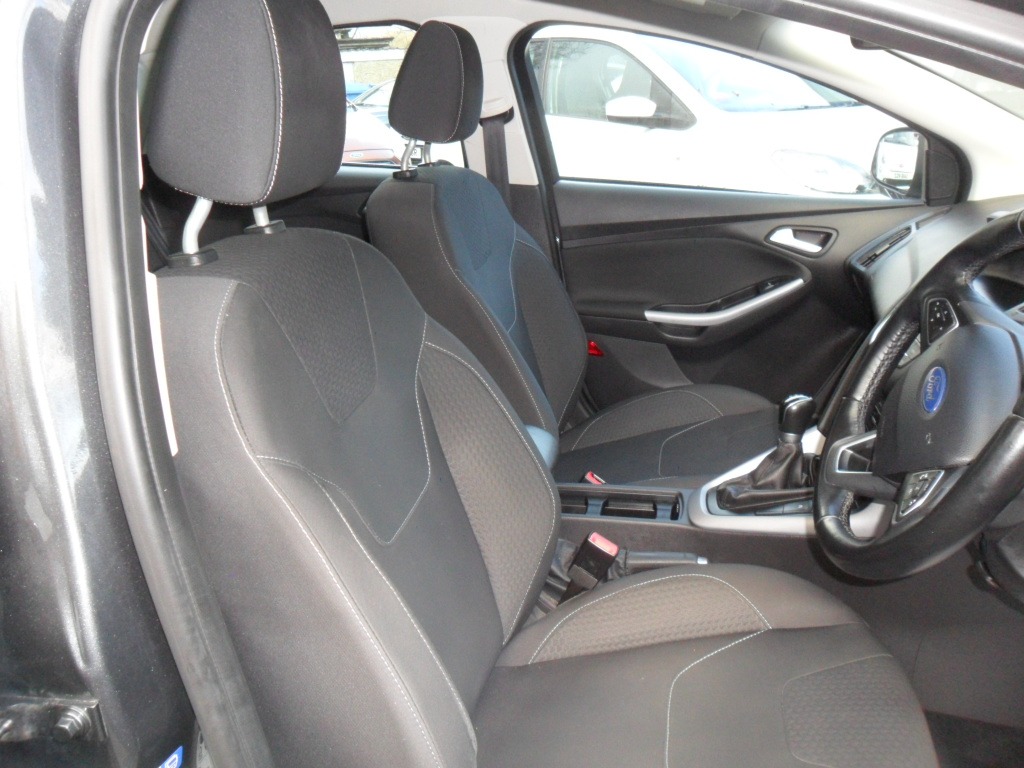 Used Ford Focus 2015 for sale - 76931735: Photo 11