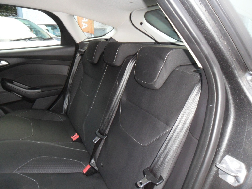 Used Ford Focus 2015 for sale - 76931735: Photo 12